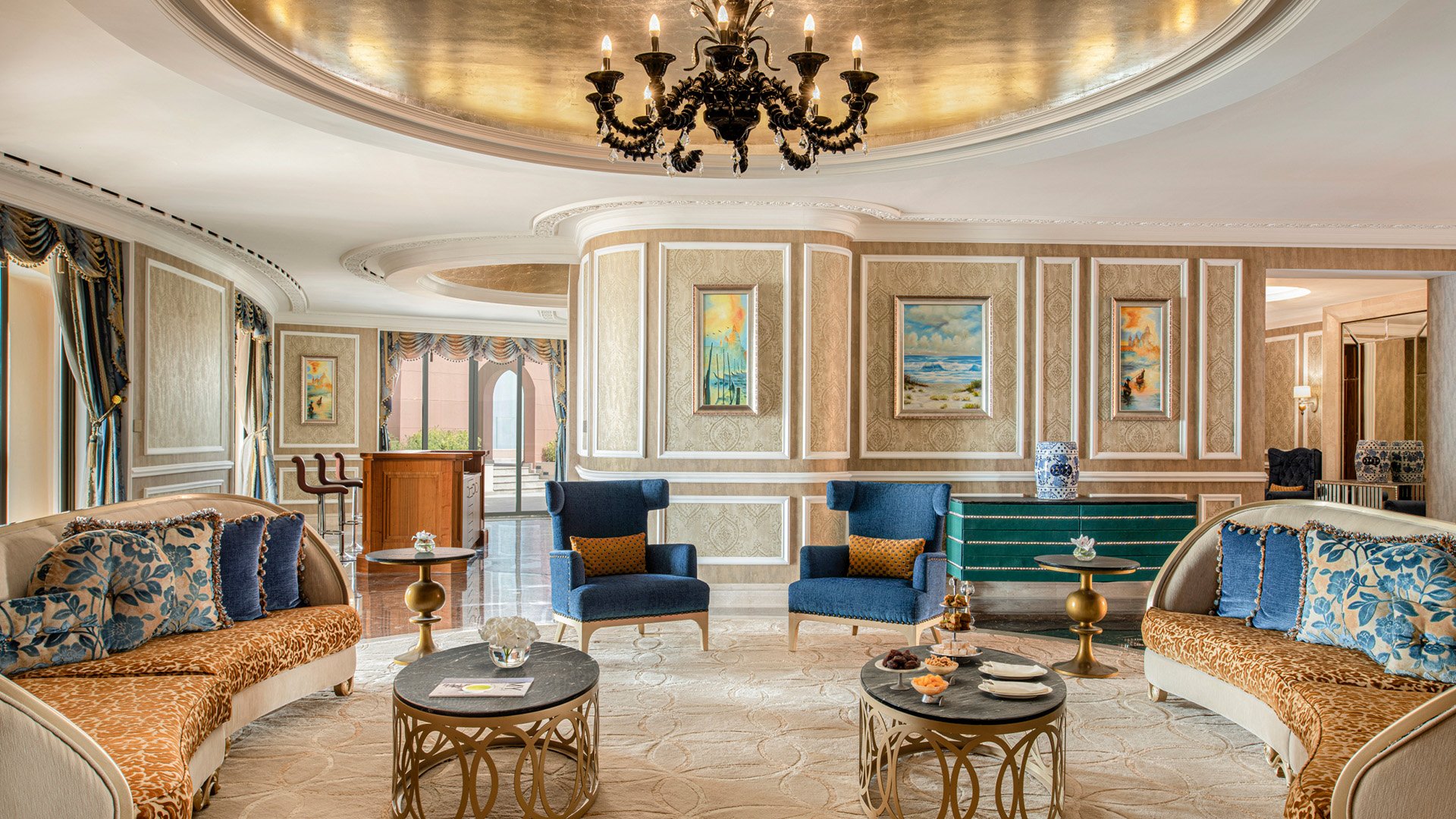 Suites-KIDOH2_Presidential Suite Living Room_High Res_25100.jpg