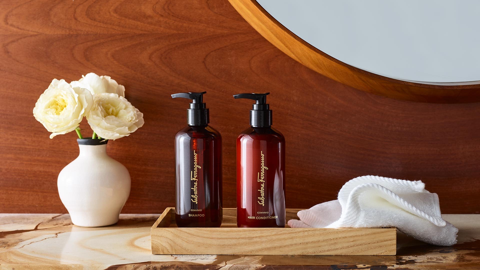 10_RS15474_Kempinski-Ferragamo-Convivio-Hair-Care-Set-1820x1080.jpg