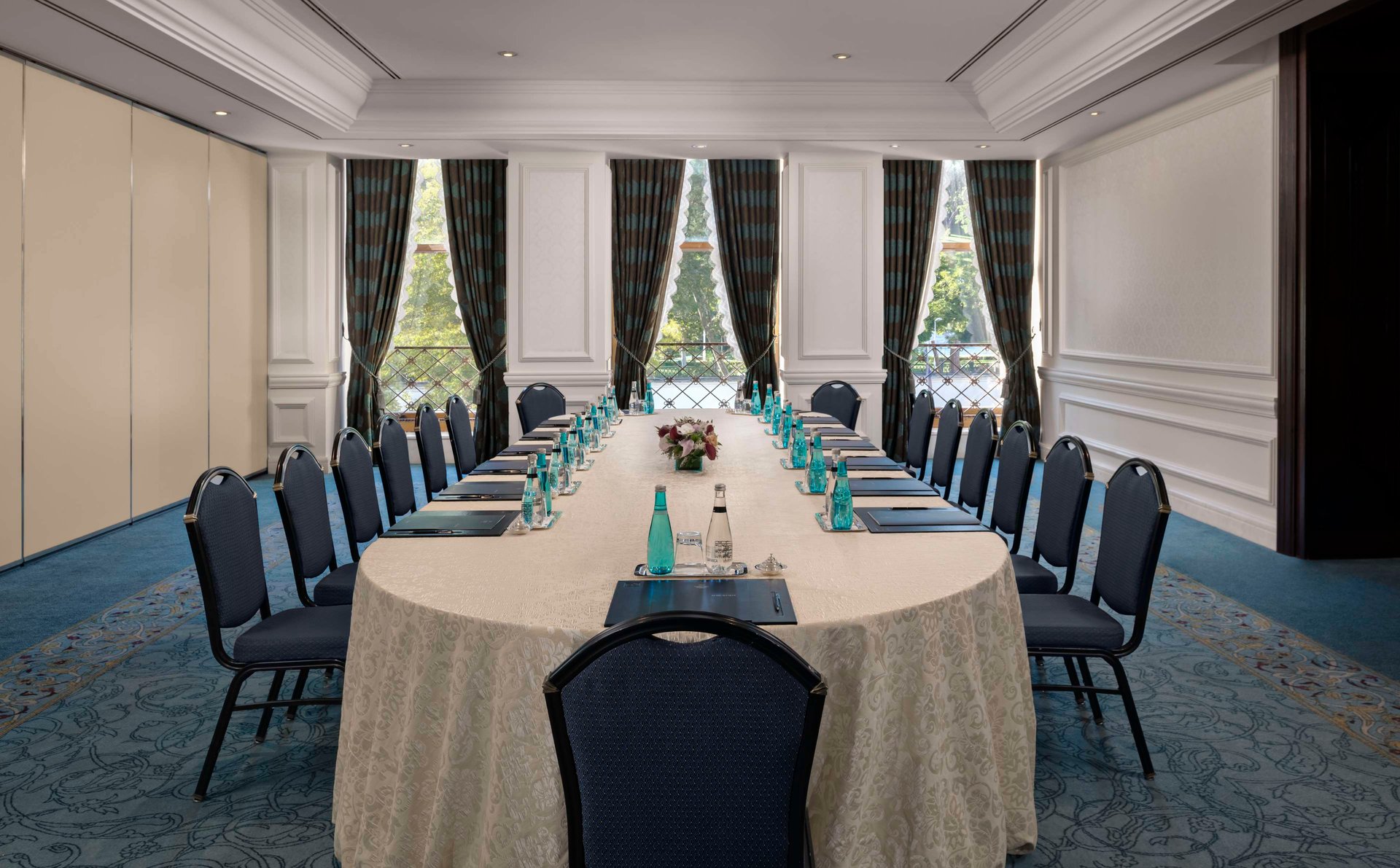 Ciragan Palace Kempinski Istanbul - Meeting room